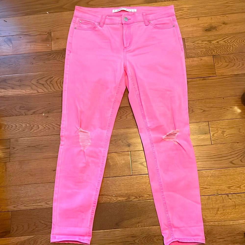 Tinseltown distressed pink jeans
